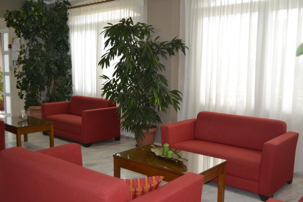 Atira Apart Hotel Olympiaki Akti Exterior photo